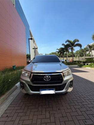 TOYOTA HILUX 2.7 SR 4X2 CD 16V FLEX 4P AUTOMÁTICO